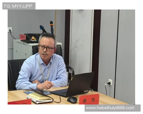 上海足球队实力分析:聚焦球队发展与未来挑战 上海足球队实力分析:聚焦球队发展与未来挑战