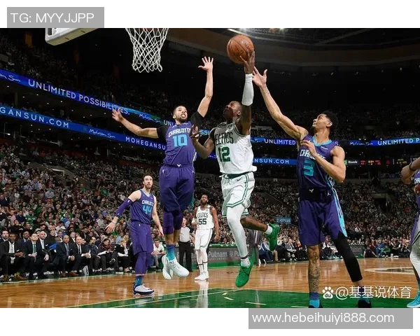 火箭队与尼克斯队激战正酣球迷期待精彩对决与胜负悬念