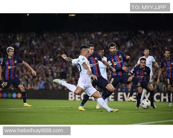 拿坡里与巴萨的巅峰对决谁能笑到最后足球盛宴即将开启 拿坡里与巴萨的巅峰对决谁能笑到最后足球盛宴即将开启